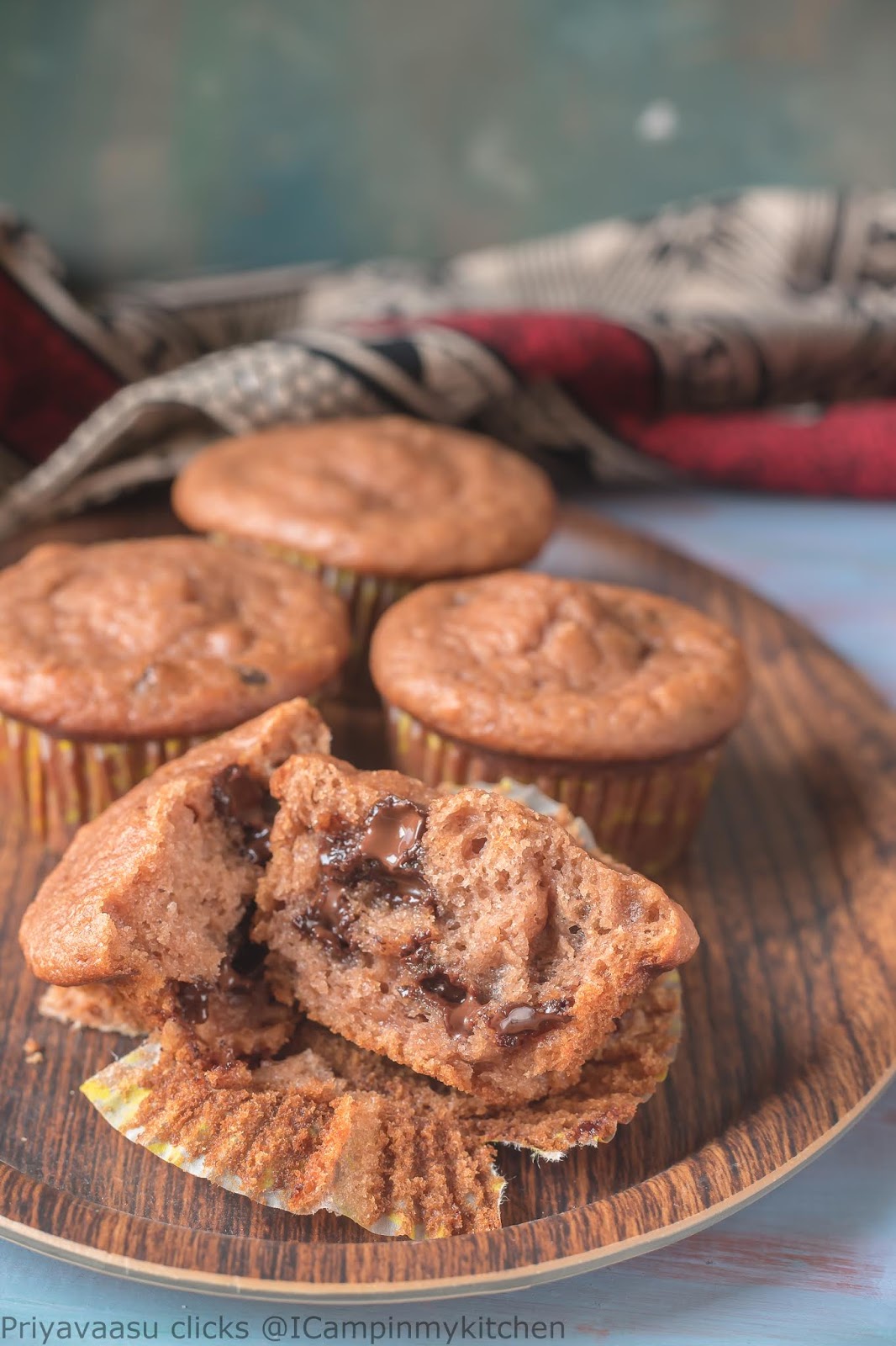 Muffin recipe with chocolate chip and strawberries